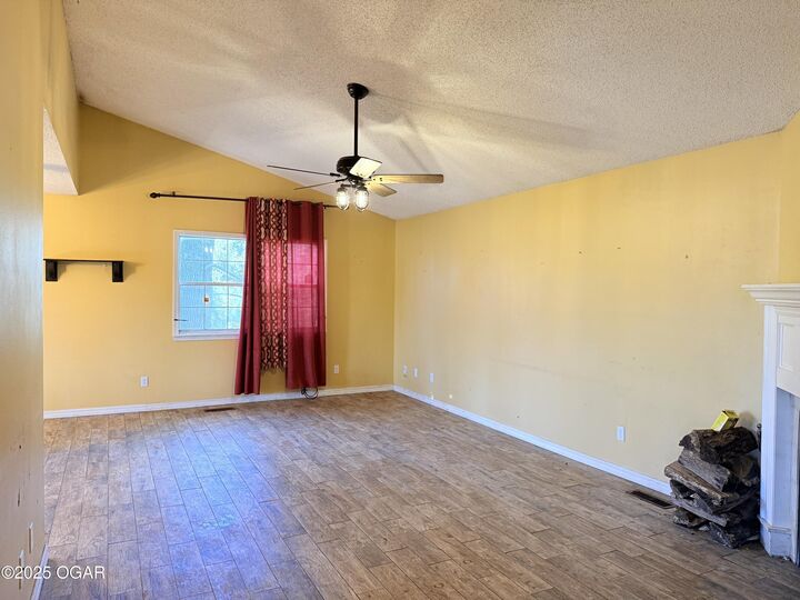 Property Photo: 8517 Spruce Drive AR 72756