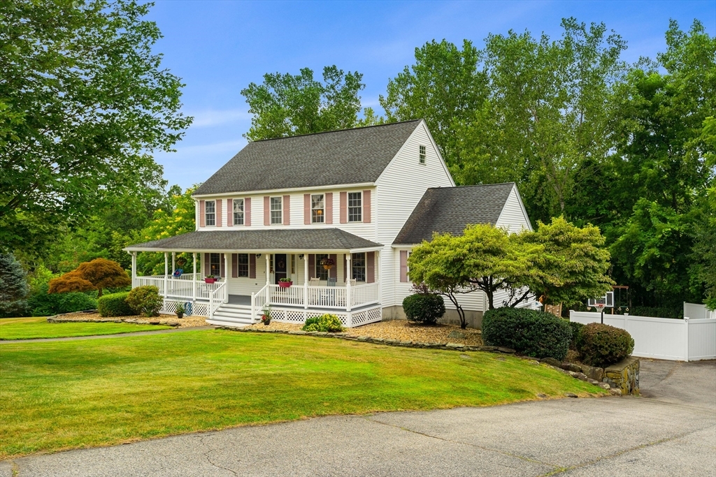 Property Photo:  115 Sue Ann Dr  MA 01826 