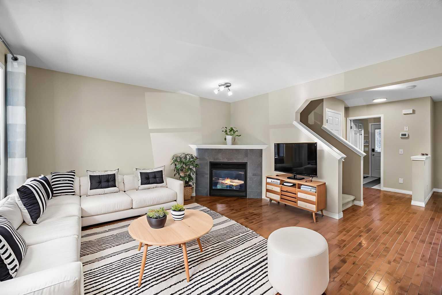 Photo de la propriété: 89 McKenzie Towne Drive SE AB T2Z 3Y6