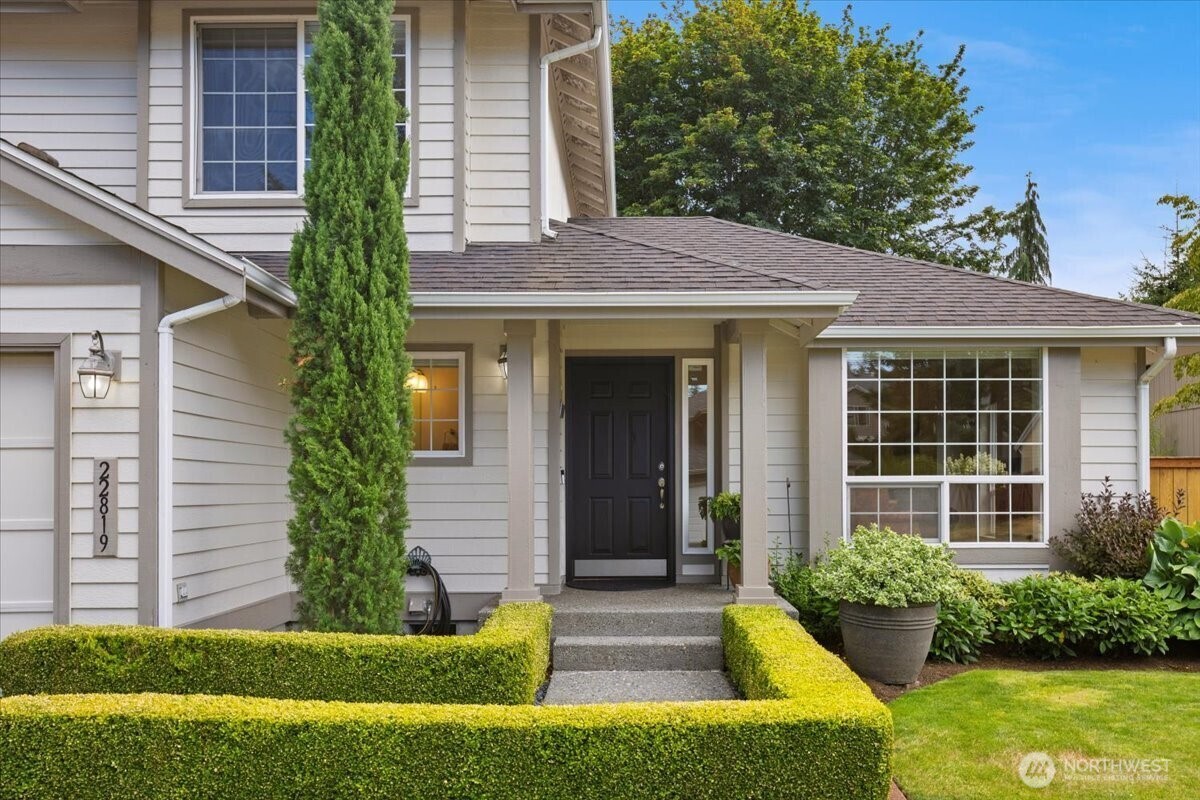 Property Photo:  22819 SE 264th Court  WA 98038 