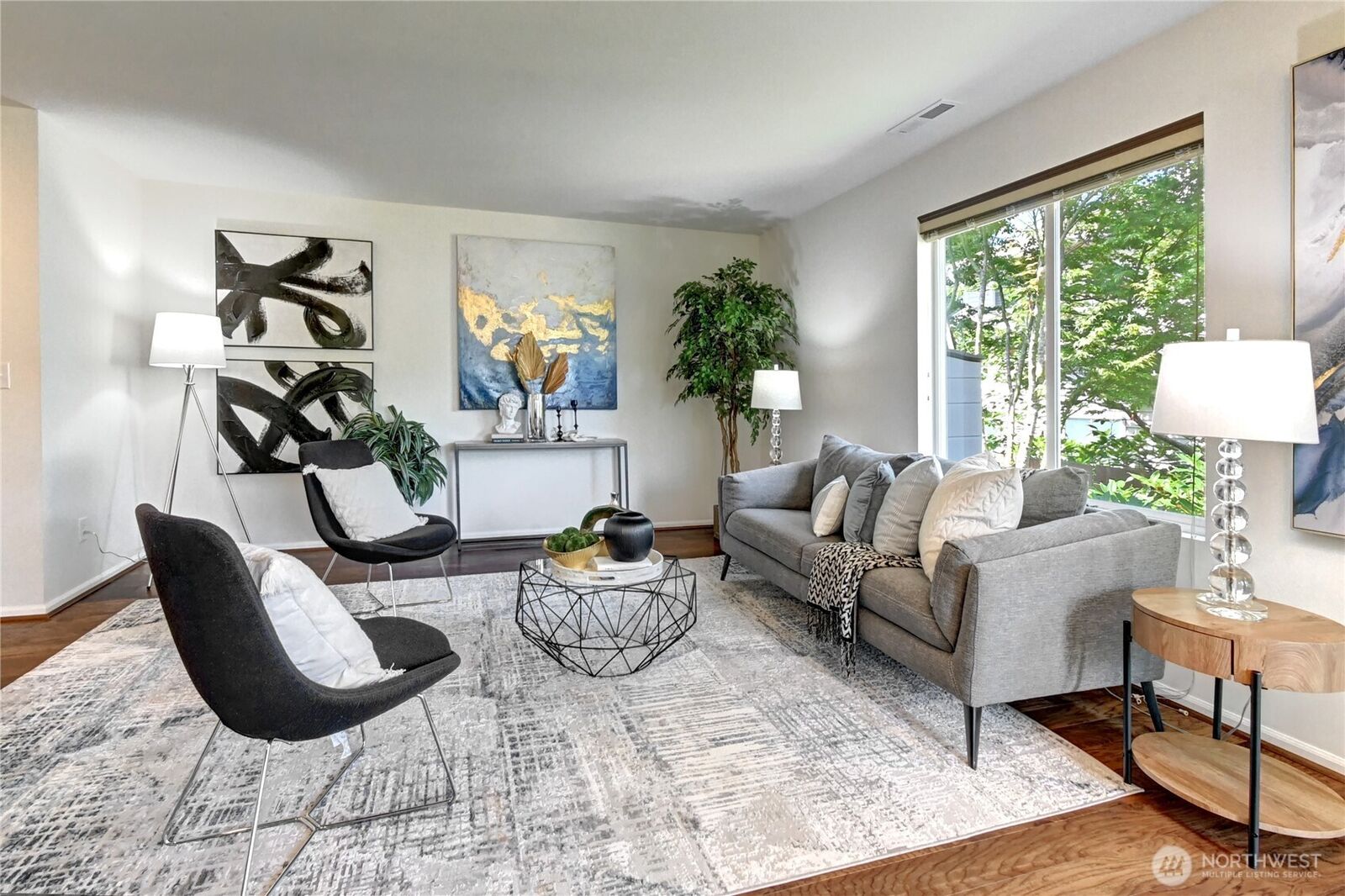 Property Photo: 23910 NE 112th Place 1 WA 98053