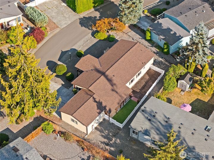 Property Photo:  410  Parkwood Boulevard  WA 98382 