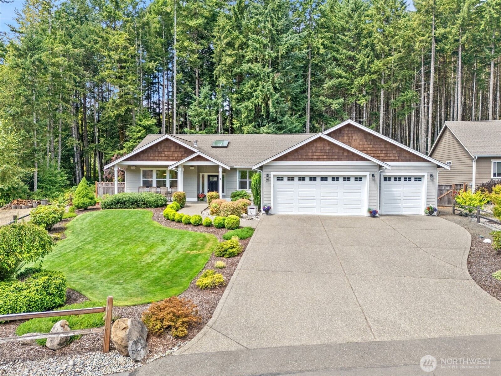 3 bed Port Orchard home for sale: 251 SW Teal Court, Port Orchard, WA 98367