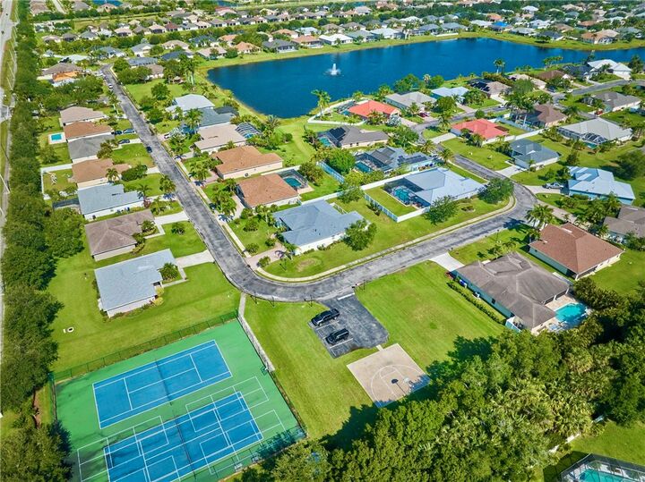 Property Photo: 4705 Stephanie Lane SW FL 32968