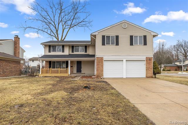 Property Photo: 6514 Carriage Hills Drive MI 48187