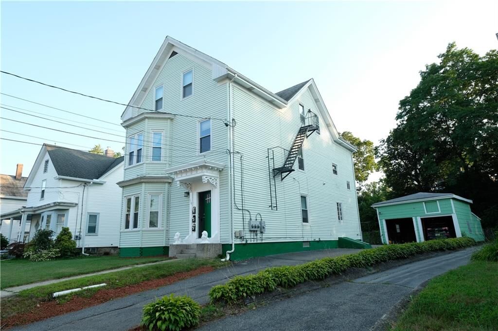Property Photo:  118 Summer Street  RI 02895 