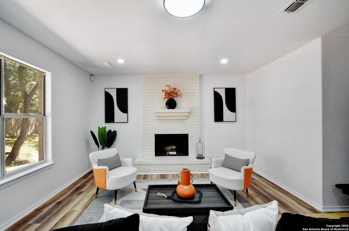 Property Photo: 8619 London Heights TX 78254