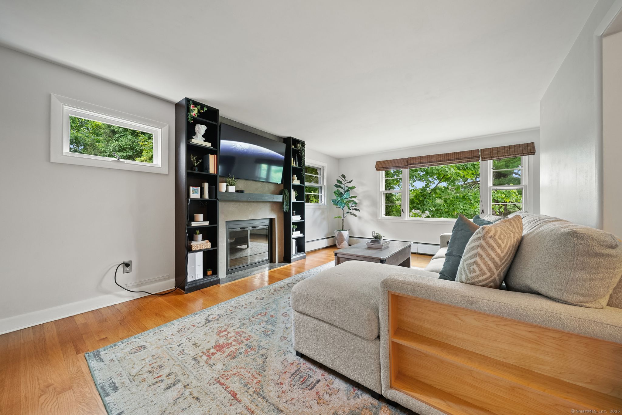 Property Photo:  63 Crocker Avenue  CT 06110 