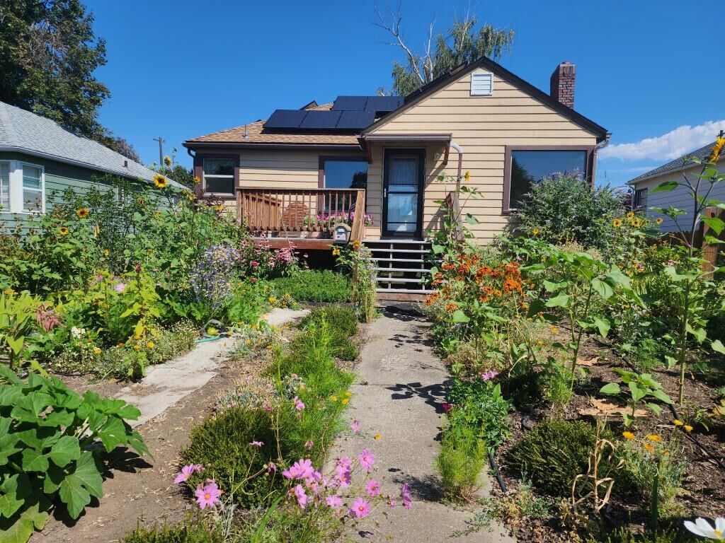 Property Photo:  3524 W Garland Ave  WA 99205 