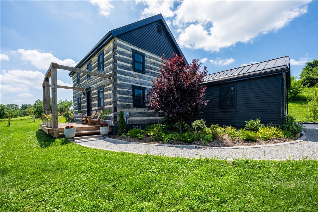 Property Photo: 525 Toms Lane PA 15717