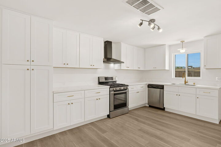 Property Photo:  3731 W Wier Avenue  AZ 85041 