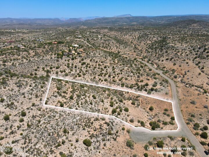 Property Photo: 4890 E Falcon View Court 154 AZ 86335