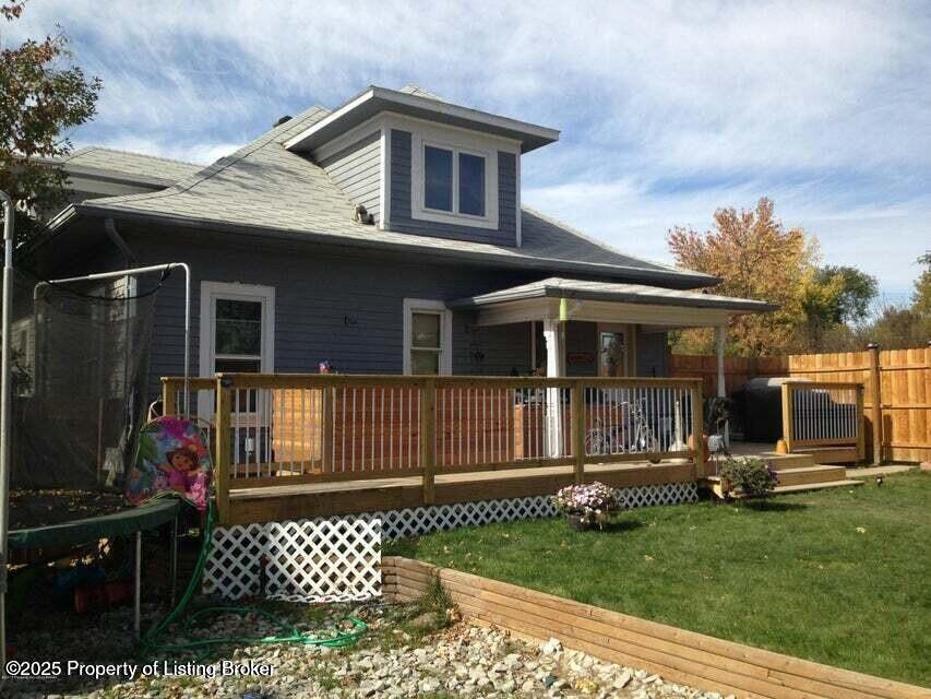 Property Photo:  314 5th Street NE  ND 58622 