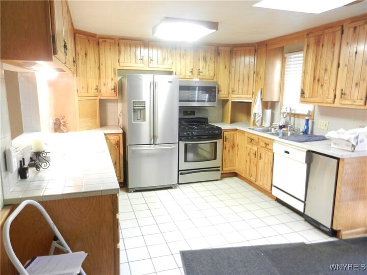 Property Photo: 42 Sandra Place NY 14075