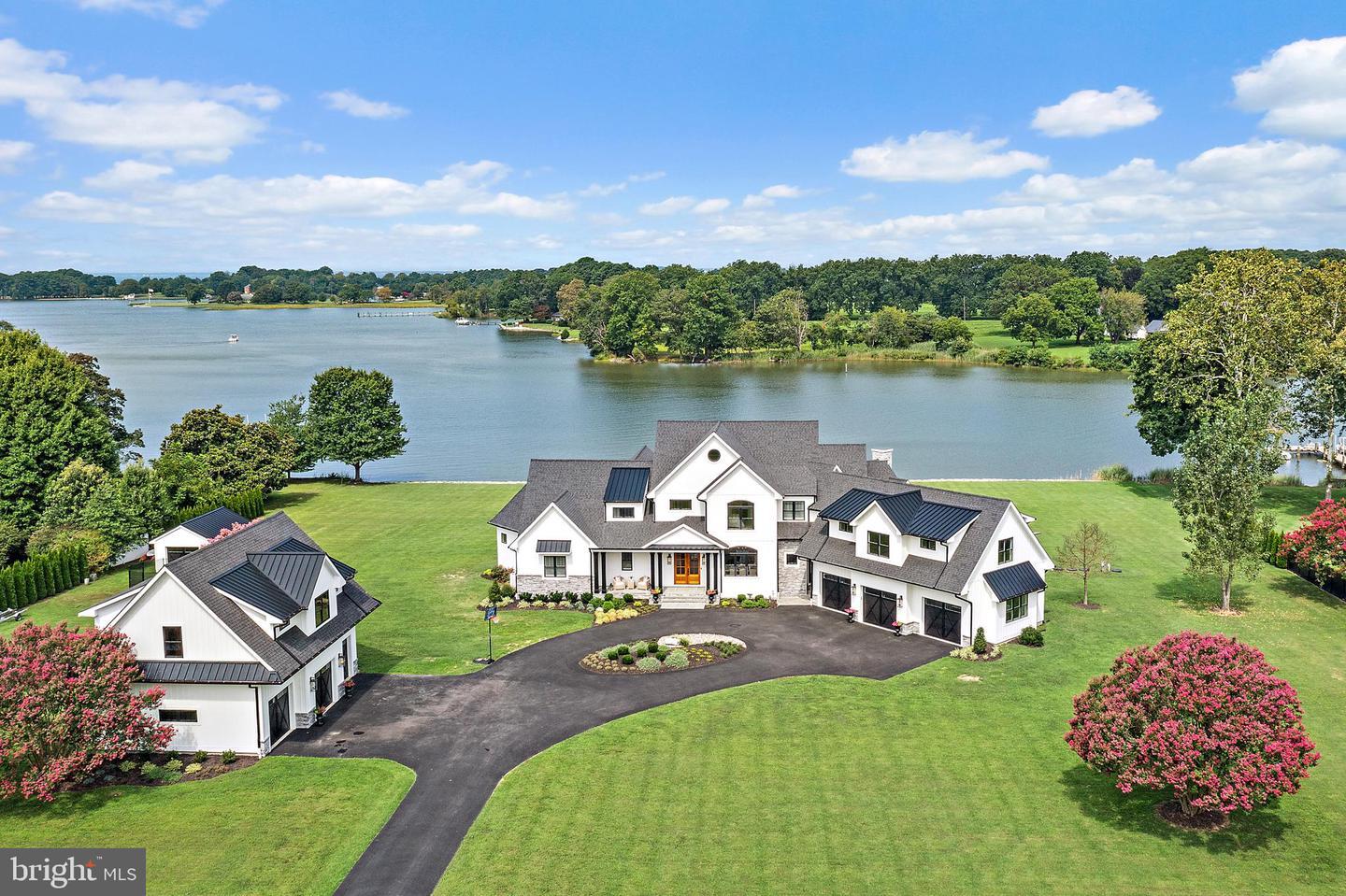 Property Photo: 2452 Bennett Point Road MD 21658