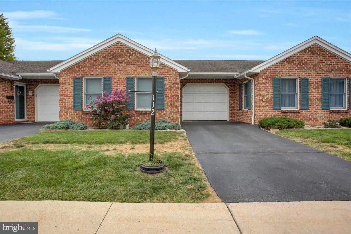 Property Photo:  112 Lurgan Avenue  PA 17257 