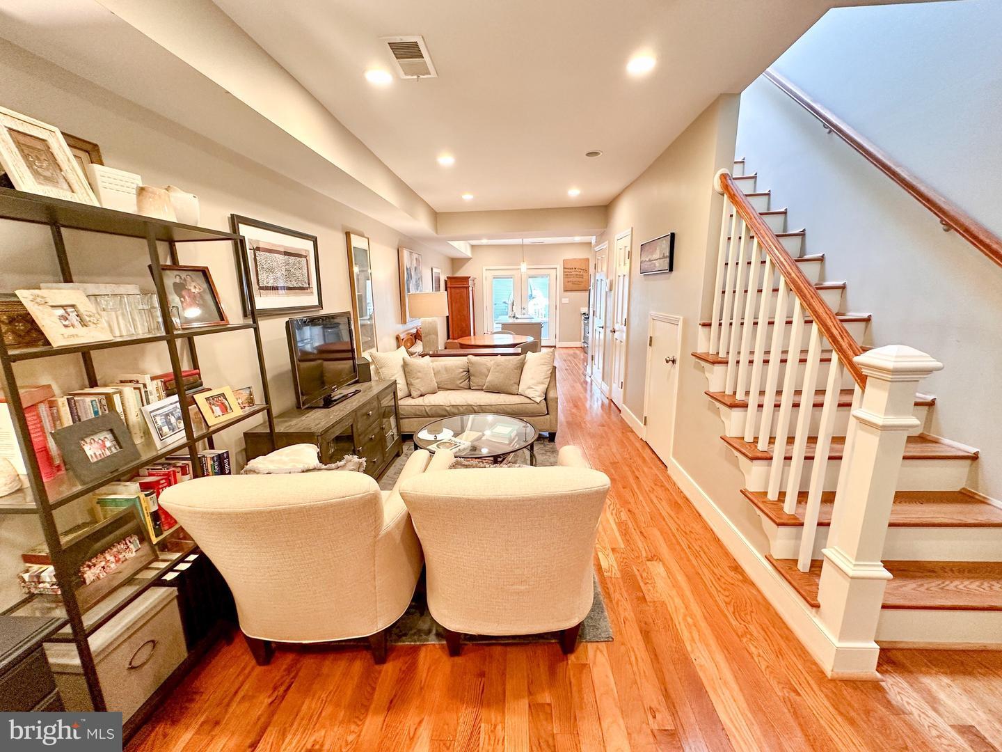 Property Photo: 1734 L Street NE DC 20002