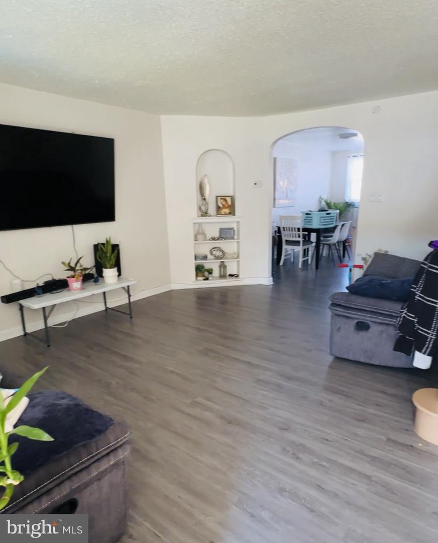 Property Photo: 7135 Oakland Street PA 19149
