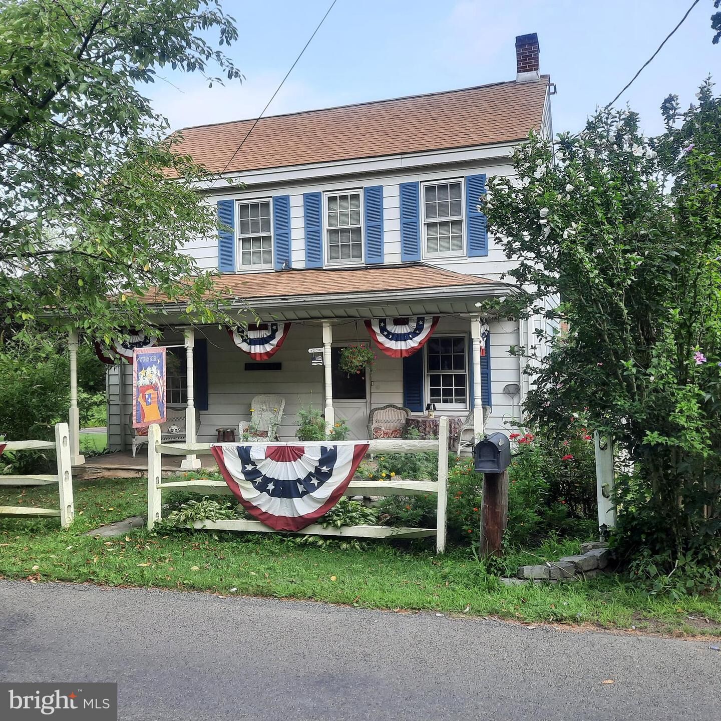 Property Photo: 343 E Dark Hollow Road PA 18947
