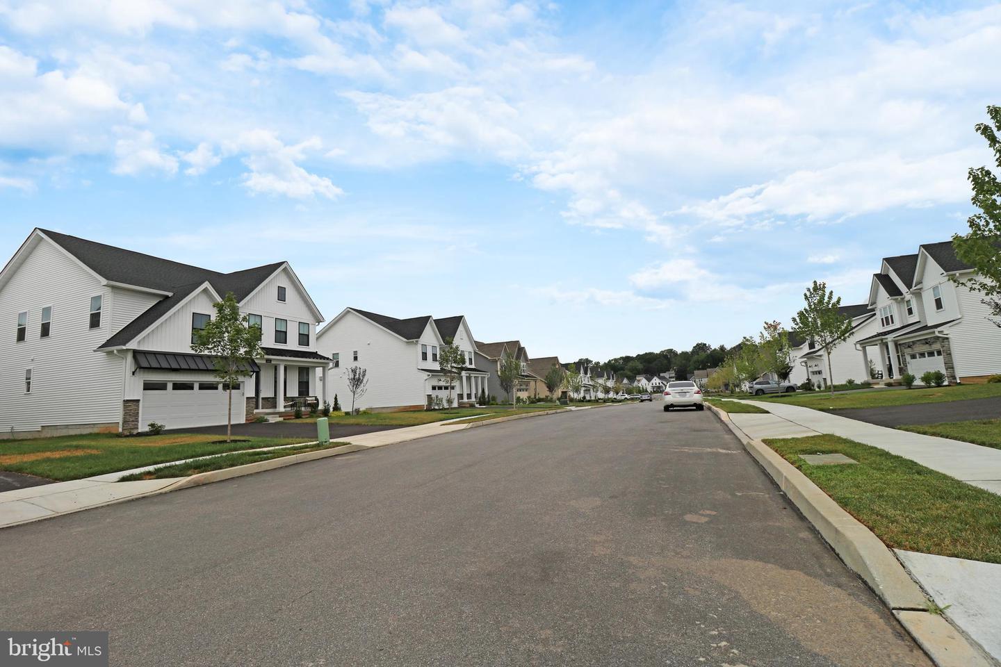 Property Photo: 400 Chestnut Way PA 19406