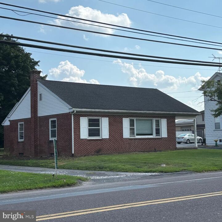 130 E Main Street  Leola PA 17540 photo