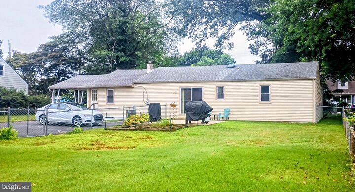 Property Photo:  2307 State Road  PA 19021 
