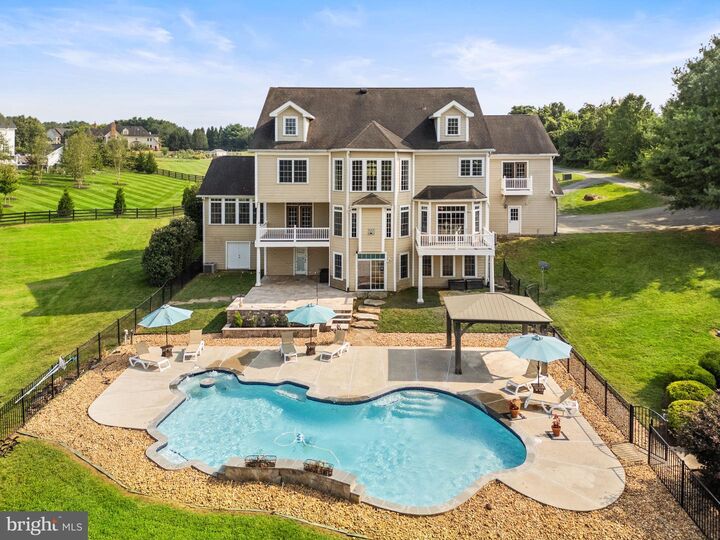 Property Photo:  39260 Charles Town Pike  VA 20158 