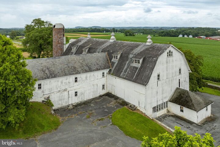 Property Photo: 785 Stehman Church PA 17582