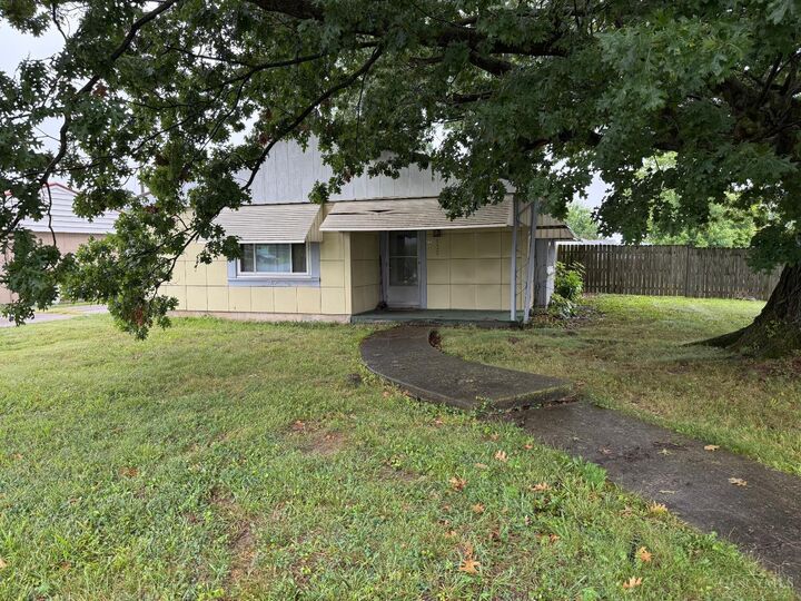 Property Photo:  508 Aberdeen Drive  OH 45042