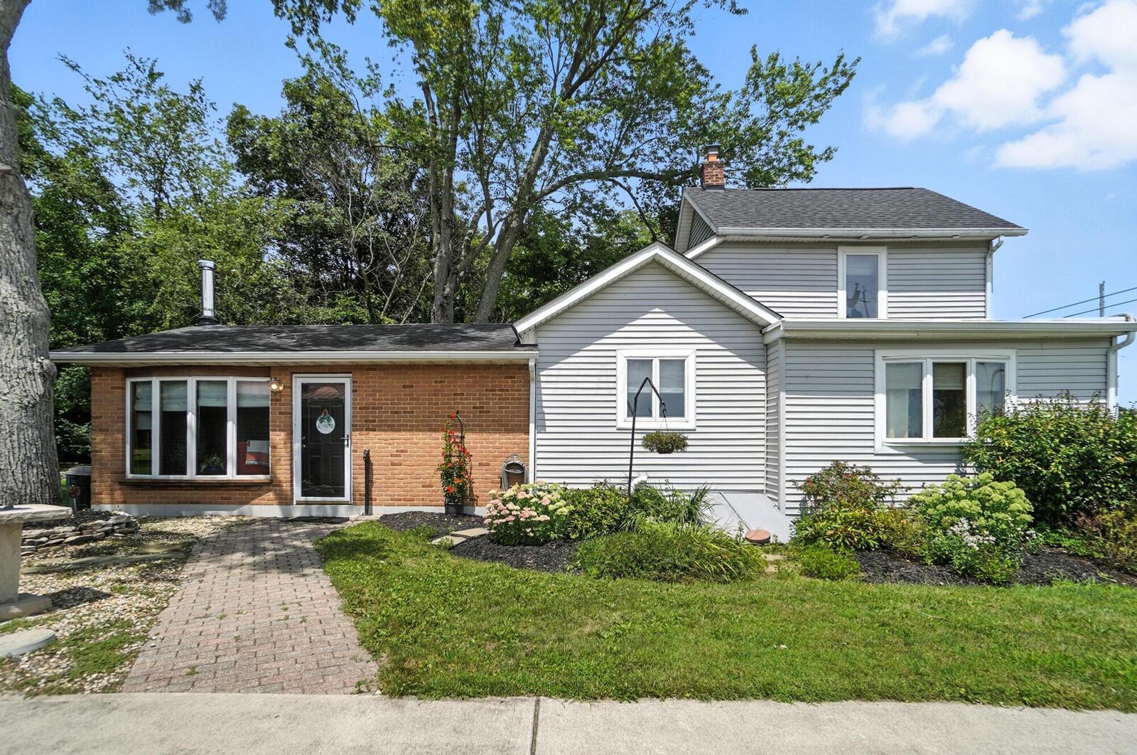 Property Photo: 7035 Hoover Road OH 43146