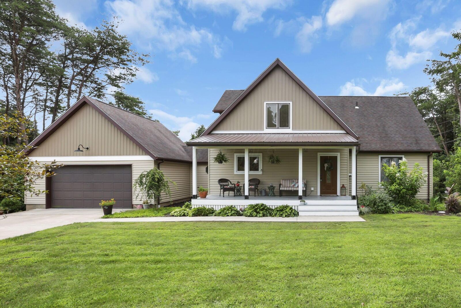 Property Photo: 7791 Pleasantview SE Road OH 43107