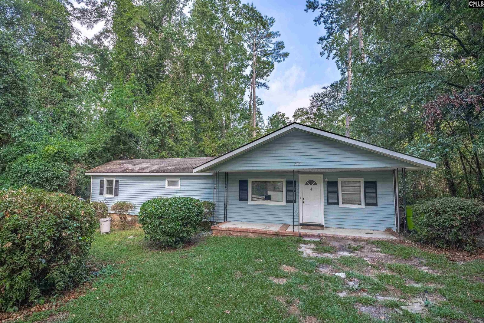Property Photo:  225 Partridge  SC 29206 