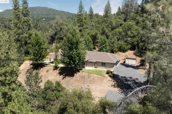Property Photo:  20245 N Tuolumne Rd  CA 95379 