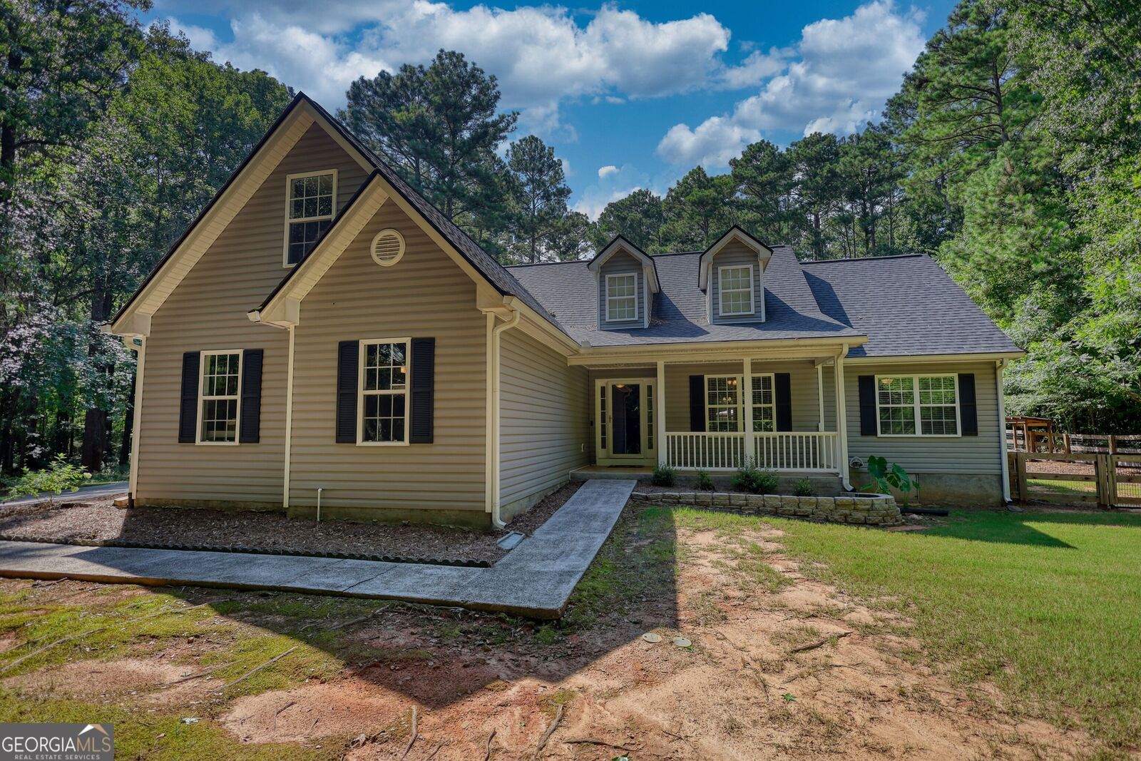 Property Photo:  1070 South Trace  GA 30663