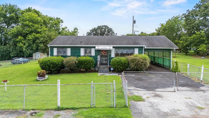 Property Photo: 1108 Crutchfield Street TN 37406