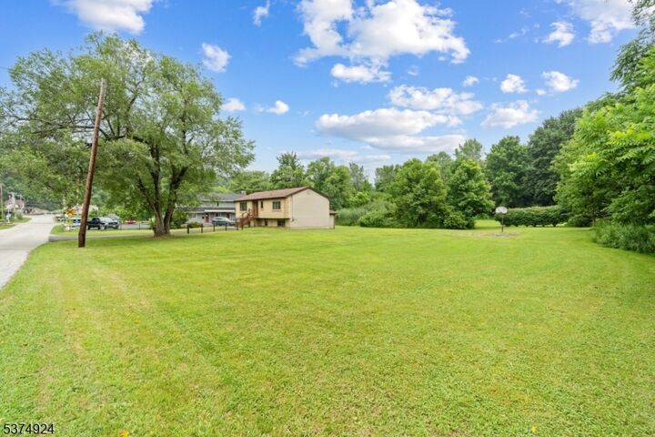 Property Photo: 9 Old Rudetown Rd NJ 07462