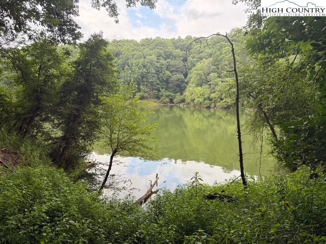 Property Photo: 1148 Red Top Road NC 28697