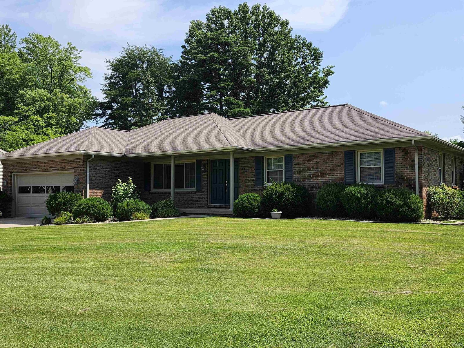 Property Photo: 6044 Cypress Court IN 47630