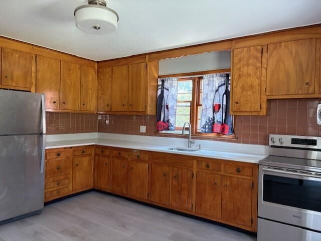 Property Photo:  