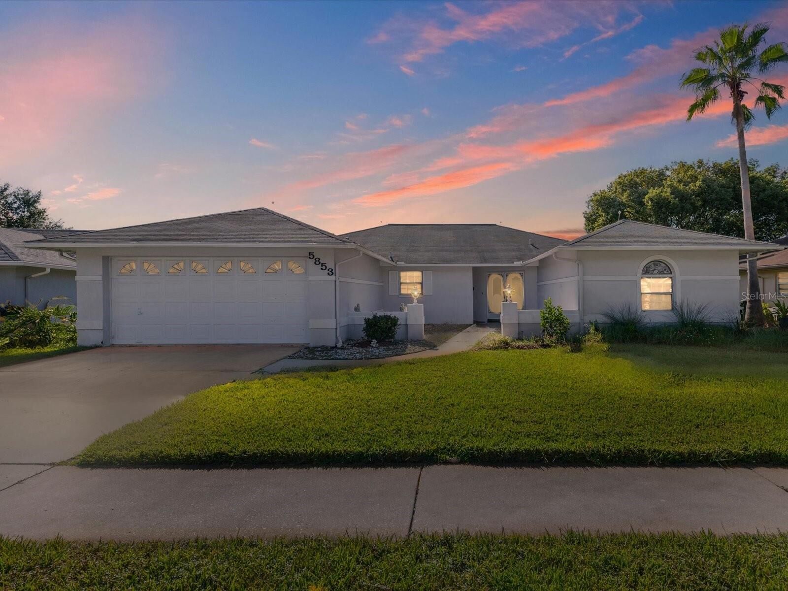 Property Photo:  5853 Redhawk Drive  FL 34655 