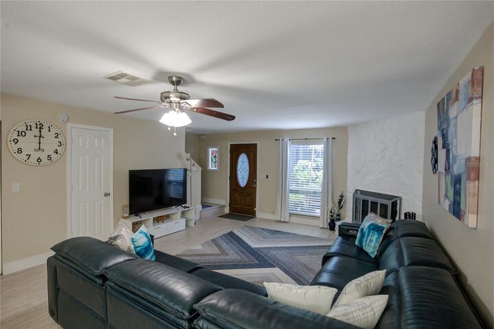 Property Photo:  11922 Cypress Crest Circle  FL 33626 
