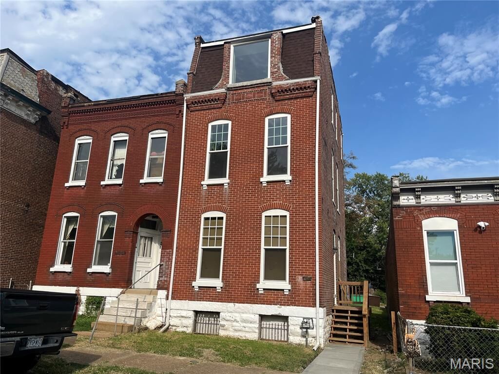 Property Photo:  3706 Iowa Avenue  MO 63118 