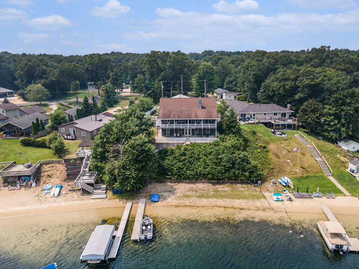 Property Photo: 2010 W Lake Road MI 49457