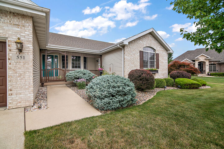 Property Photo: 551 Beach Avenue IL 60914