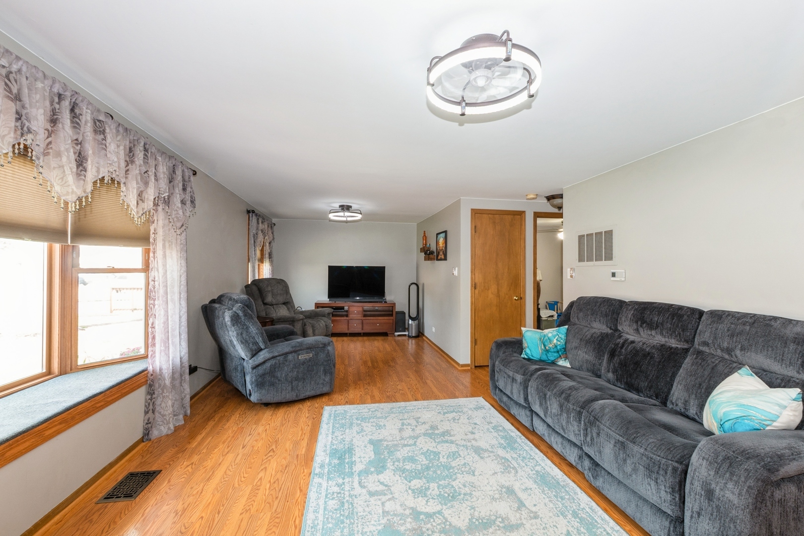 Property Photo: 8828 S Beck Place IL 60456