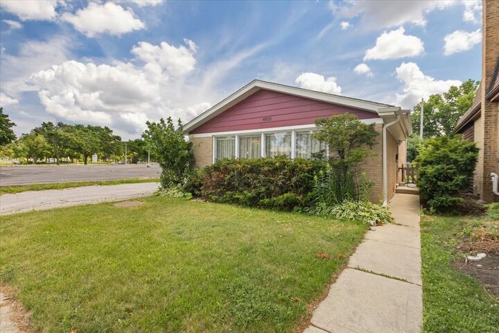 4931 Brummel Street  Skokie IL 60077 photo