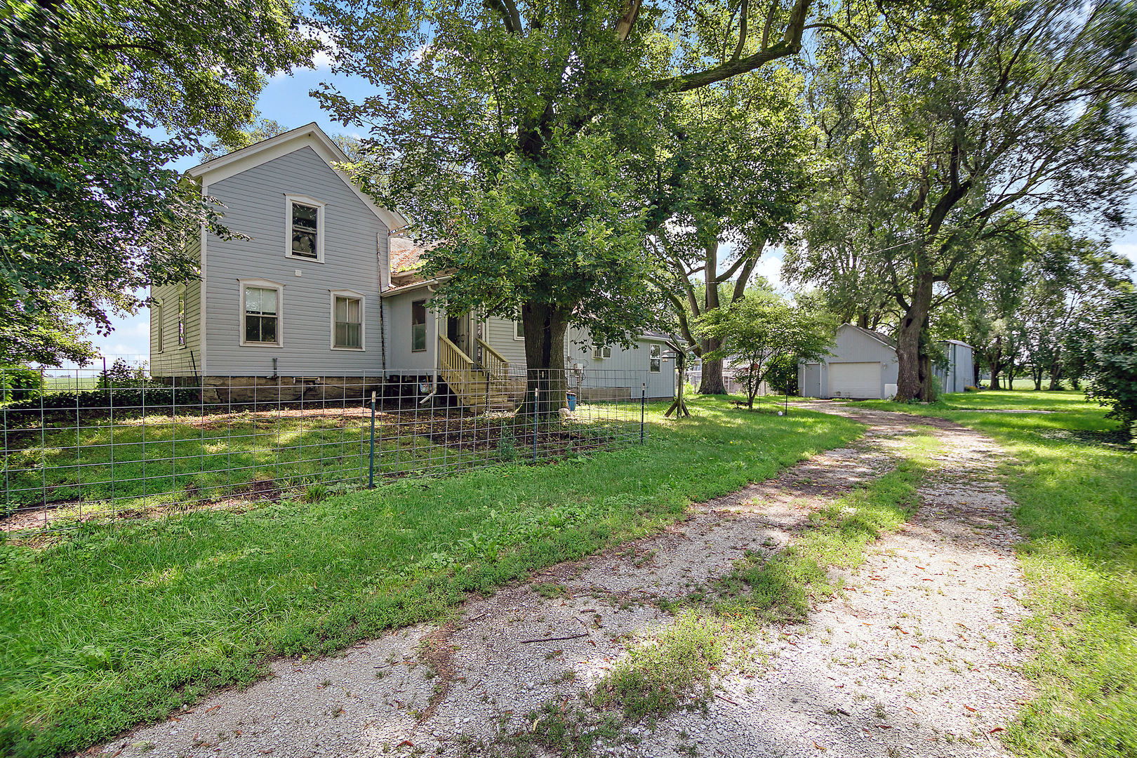 Property Photo: 1757 E 3000N Road IL 60951