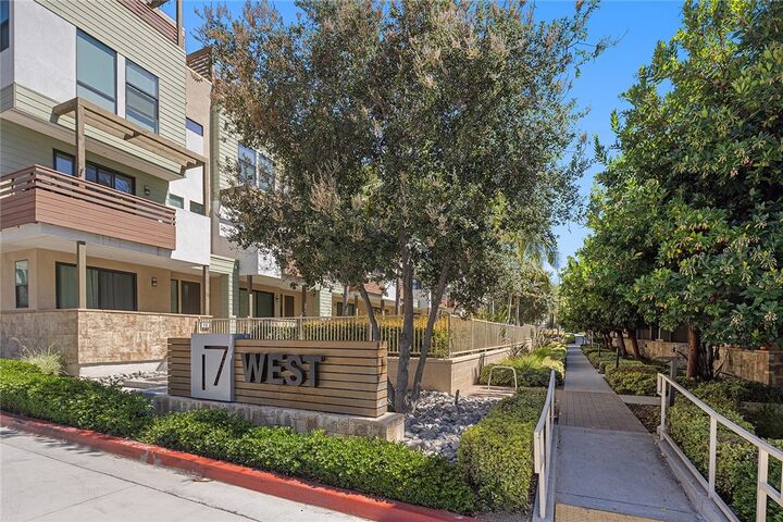 Property Photo:  1675 Grand View  CA 92627 