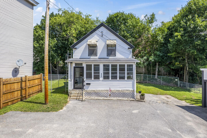 Property Photo: 177 Oak Street R ME 04240