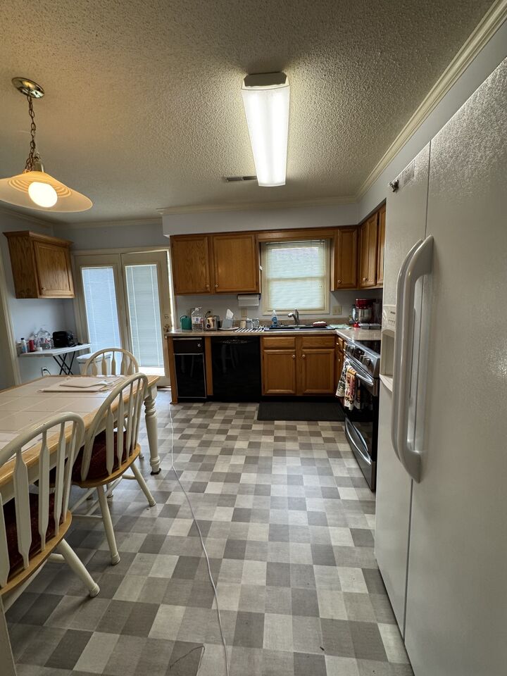 Property Photo: 120 Dogwood Ct TN 37160